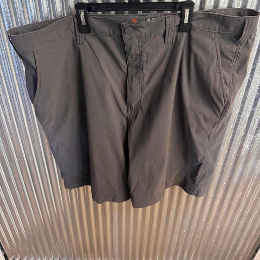 Grey Ridge Men's Hiking Shorts Size 42 Adjustable Waist Outdoor Trail Cargo Gray